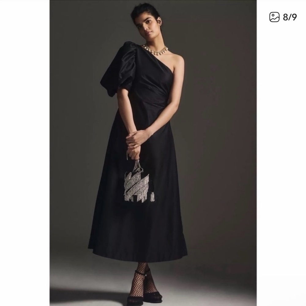 Elegant Black One-Shoulder Dress